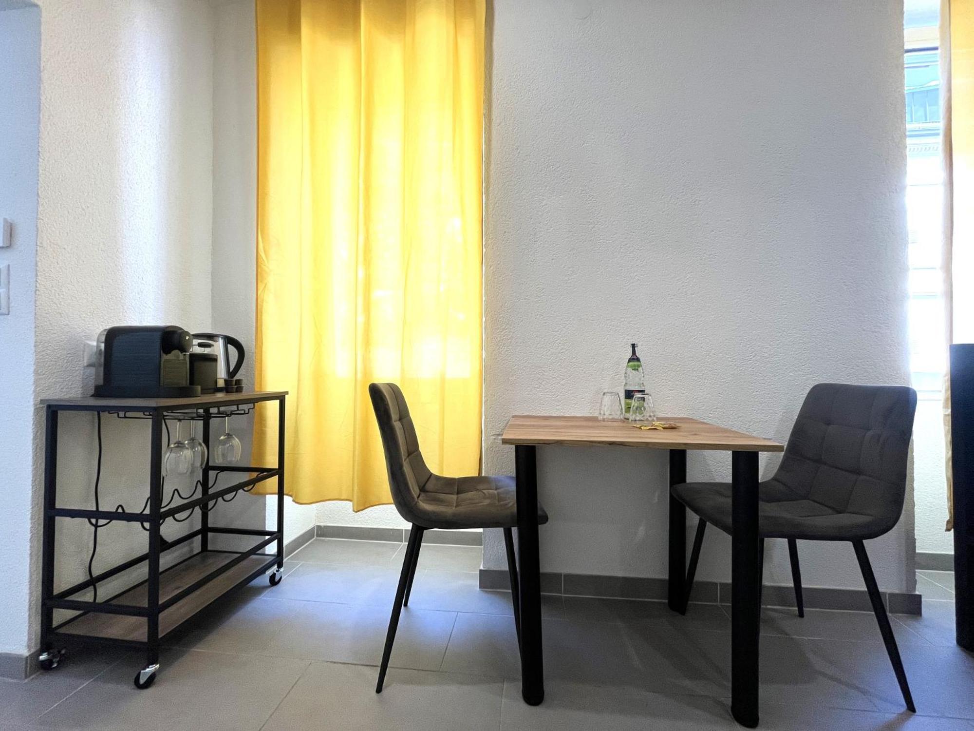 Simplex Apartments Am Europaplatz Karlsruhe Szoba fotó