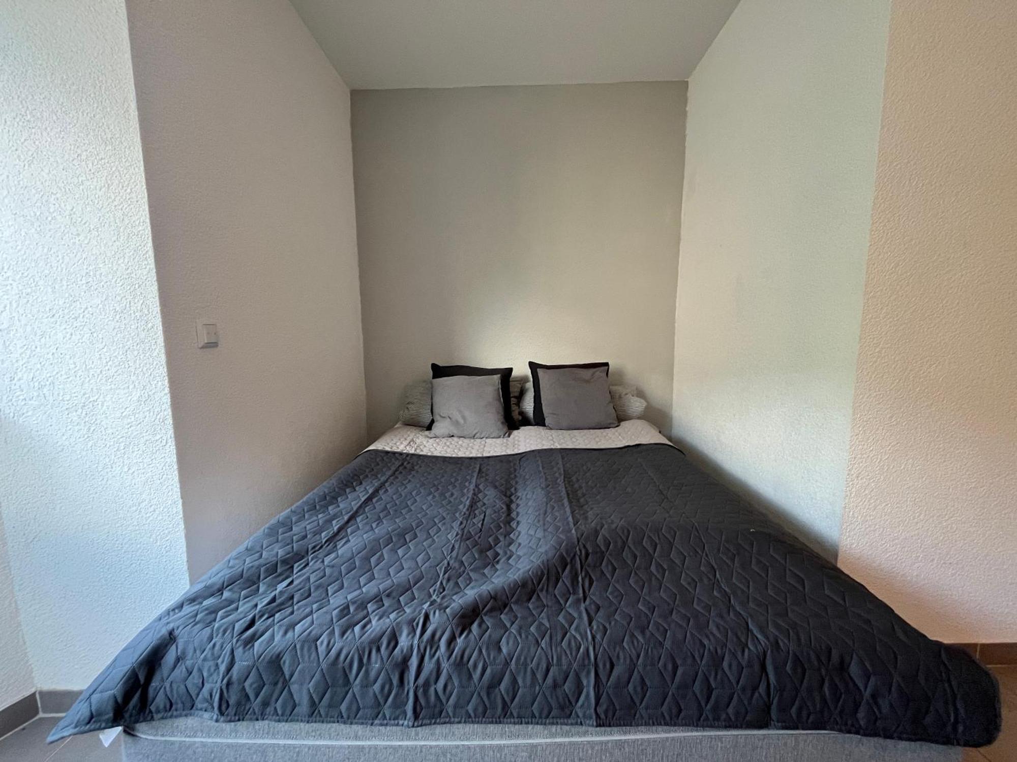 Simplex Apartments Am Europaplatz Karlsruhe Szoba fotó
